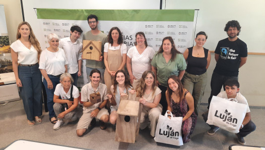 imagen Con propuestas creativas, se realizó la exhibición y premiación del Concurso de Cajas Nido para aves entomófagas en Ciencias Agrarias