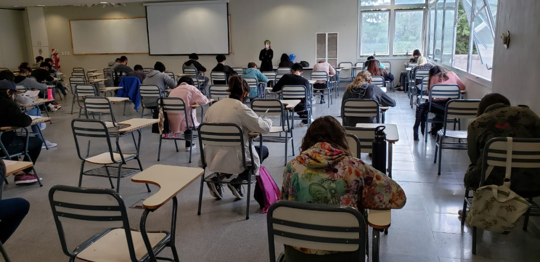 imagen Más de 400 aspirantes iniciaron los exámenes de ingreso a la FCA de manera presencial