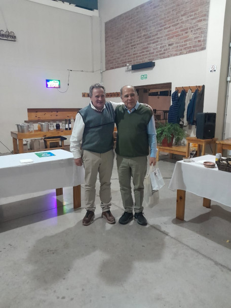 imagen La ASAHO reconoció la trayectoria de Galmarini y la organización del Congreso de Horticultura en Agrarias