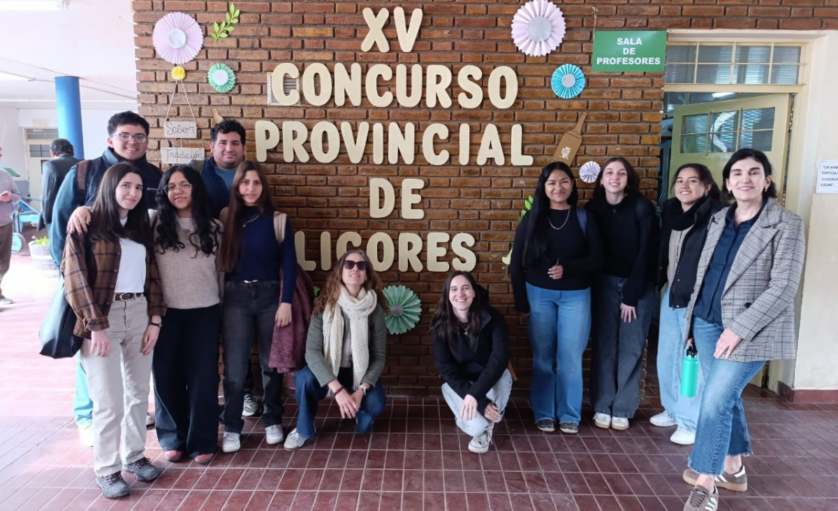 imagen Por quinto año, Ciencias Agrarias integró el jurado del Concurso Provincial de Licores Artesanales