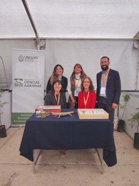 imagen La Facultad de Ciencias Agrarias reafirmó su compromiso con el desarrollo minero sustentable en Argentina Mining 2025