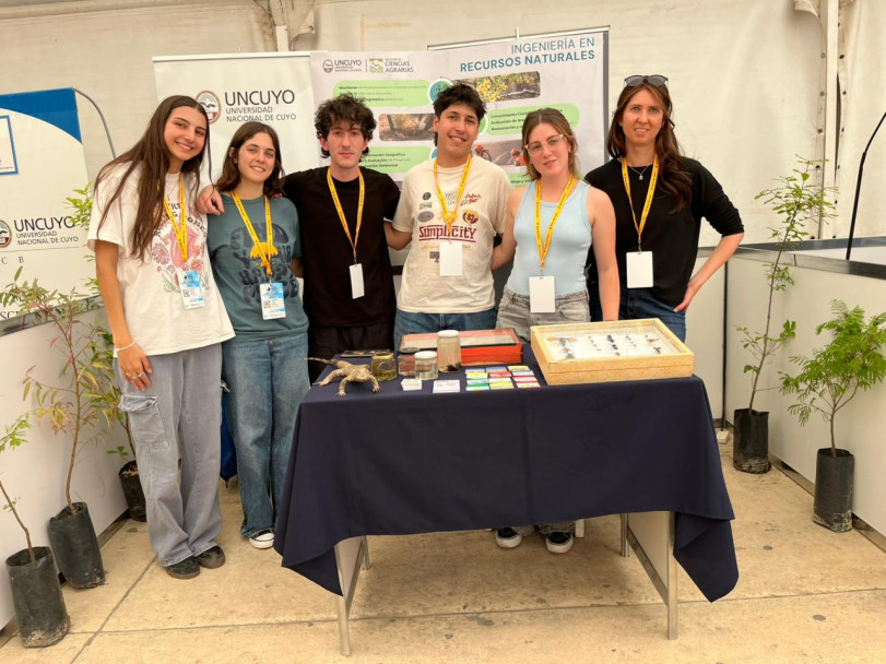imagen La Facultad de Ciencias Agrarias reafirmó su compromiso con el desarrollo minero sustentable en Argentina Mining 2025