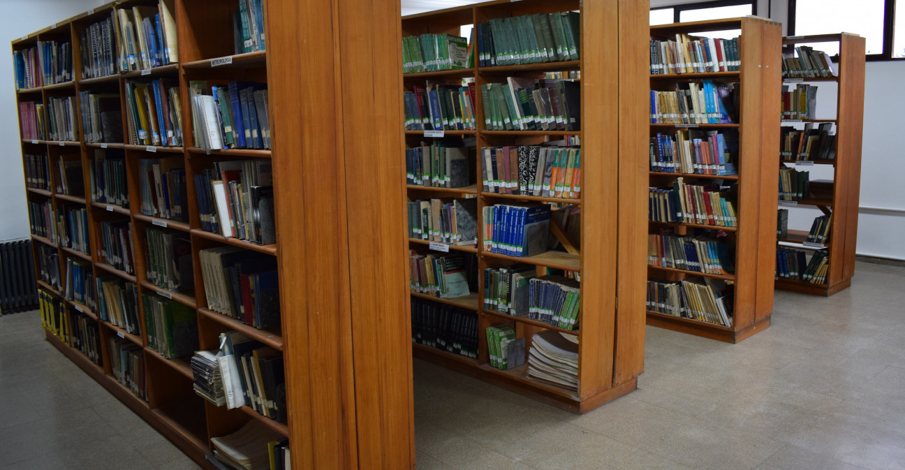 imagen Préstamos especiales de la Biblioteca de la Facultad de Ciencias Agrarias por el receso de invierno