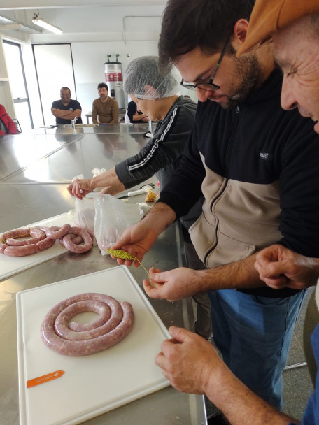 imagen Productores y emprendedores participaron de una capacitación sobre elaboración de chacinados y embutidos en General Alvear