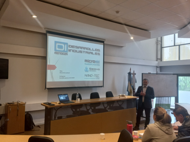 imagen La Especialización en Enología inicia su etapa presencial con fuerte presencia federal