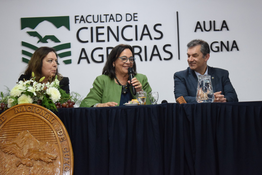 imagen La Facultad de Ciencias Agrarias fue sede de la Jornada de Enoturismo y del lanzamiento de una nueva diplomatura de posgrado