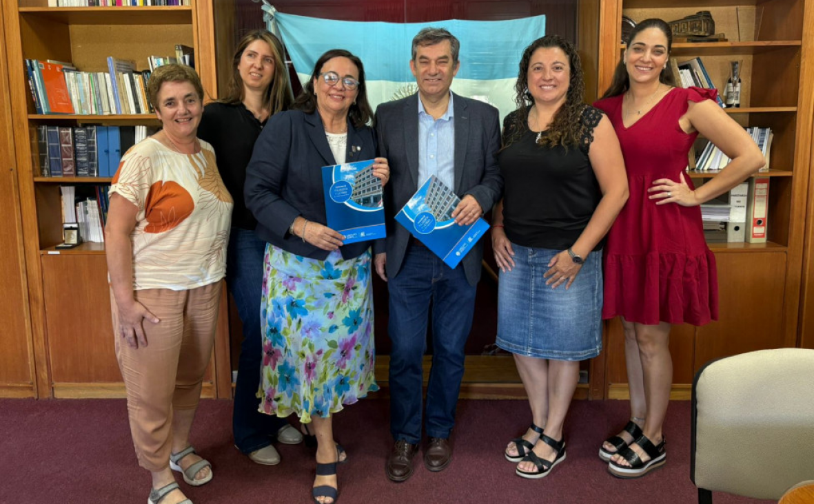 imagen Estudiantes podrán realizar cursos electivos en la Facultad de Filosofía y Letras