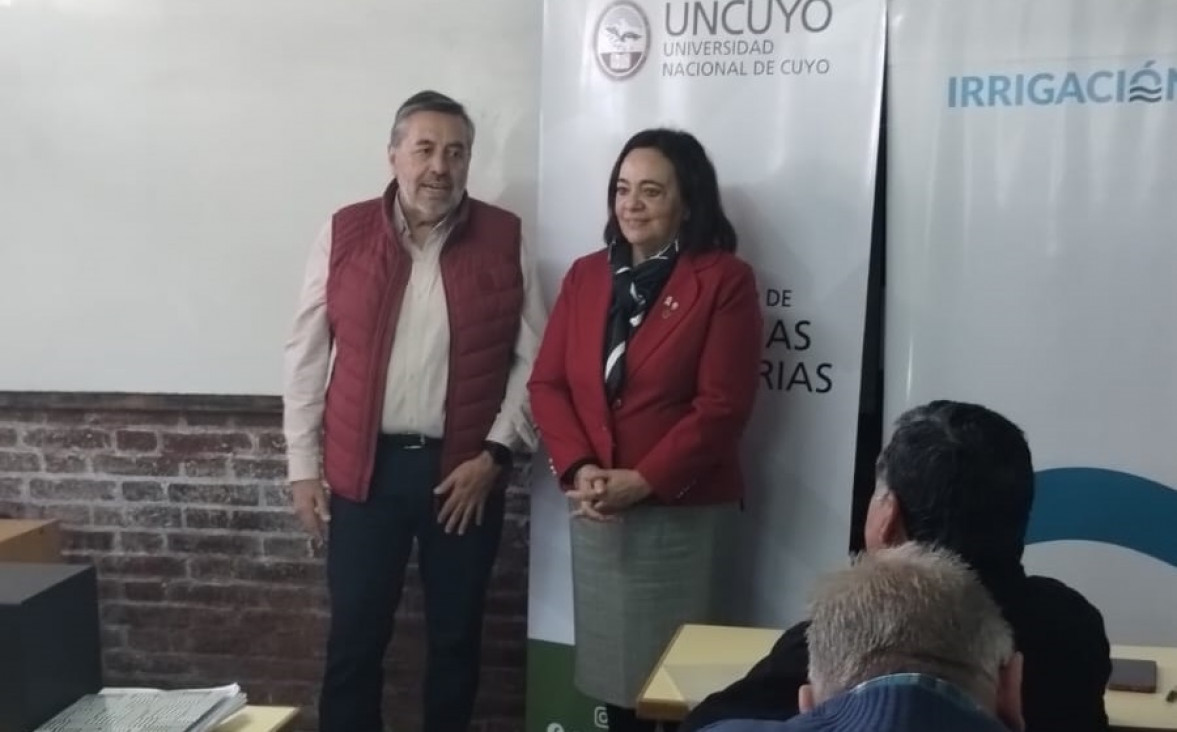 imagen Se dio inicio a la tercera edición del curso  "Gestión integrada del Recurso Hídrico" a través de la Escuela de Oficios de  Ciencias Agrarias