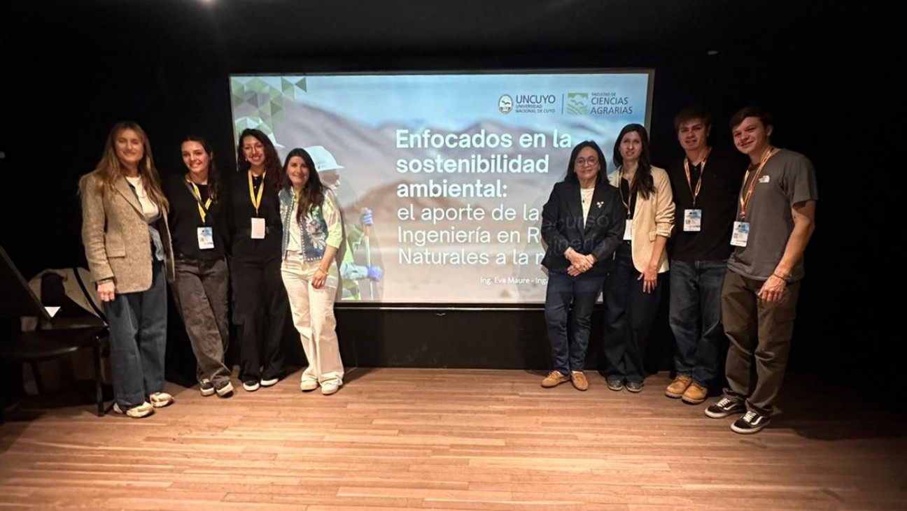 imagen La Facultad de Ciencias Agrarias reafirmó su compromiso con el desarrollo minero sustentable en Argentina Mining 2025