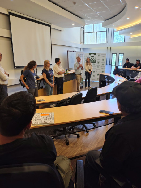 imagen La Facultad de Ciencias Agrarias celebró el cierre de la cuarta edición de la Escuela de Encargados de Finca