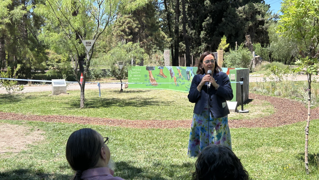 imagen Se realizó la inauguración de la Plaza-Jardín en el Espacio de Derechos Humanos por la Memoria, Verdad y Justicia de la Facultad de Ciencias Agrarias