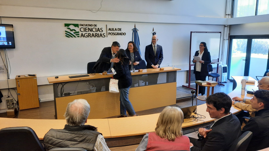 imagen Ciencias Agrarias realizó Acto de Jura Bimodal para los Egresados de la Promoción 2024