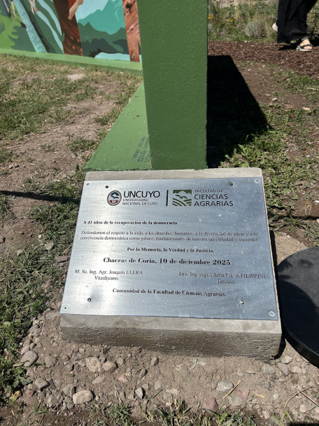 imagen Se realizó la inauguración de la Plaza-Jardín en el Espacio de Derechos Humanos por la Memoria, Verdad y Justicia de la Facultad de Ciencias Agrarias