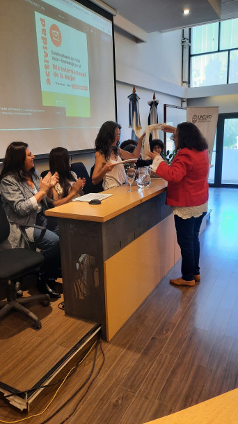 imagen "Sembradoras de Valor": La Facultad de Ciencias Agrarias homenajeó el liderazgo y la identidad de las mujeres rurales