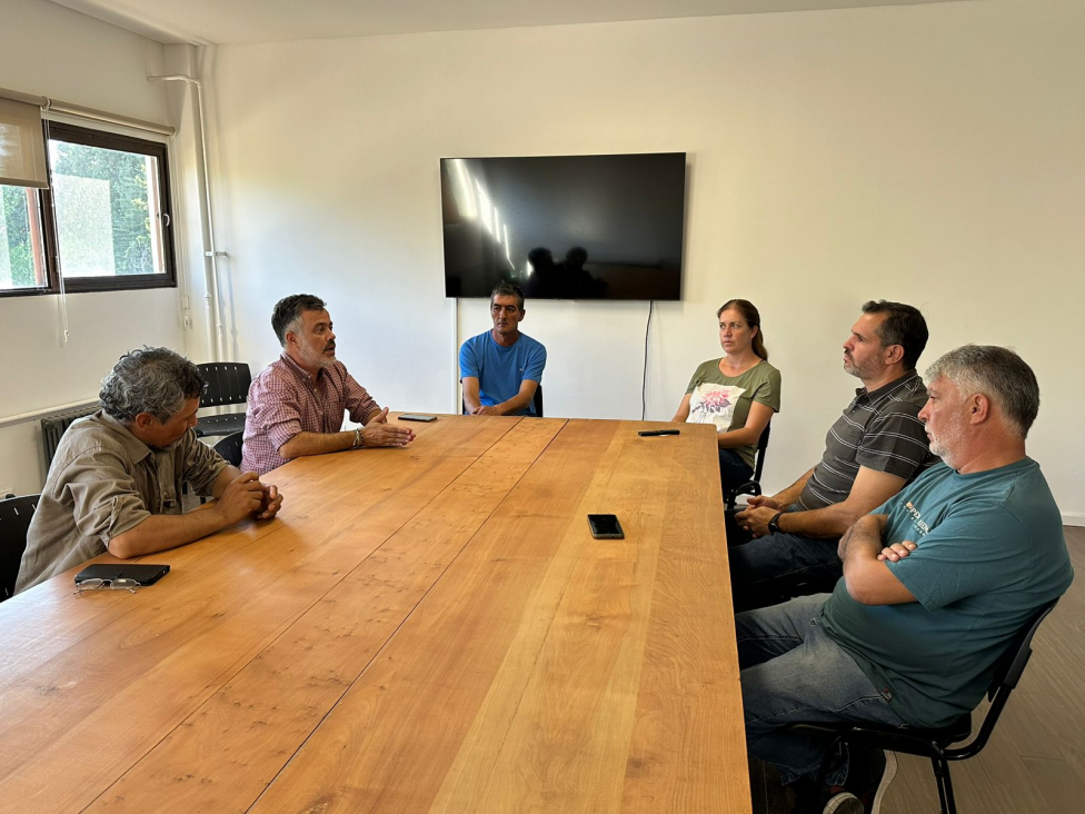 imagen Se reunieron las autoridades de Ciencias Agrarias con los representantes del Personal de Apoyo Académico