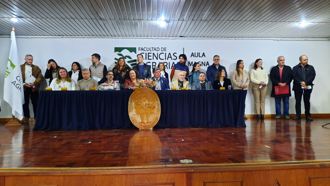 imagen Ciencias Agrarias celebró el Día de la Bandera 2026 con reconocimientos académicos y la designación de nuevos abanderados para el próximo ciclo lectivo