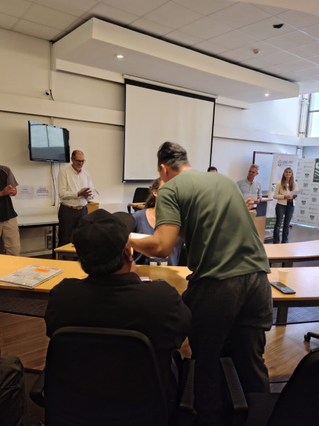 imagen La Facultad de Ciencias Agrarias celebró el cierre de la cuarta edición de la Escuela de Encargados de Finca