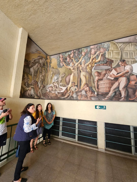 imagen APEHUN visitó la Facultad de Ciencias Agrarias en el marco de las Jornadas de Enseñanza de la Historia