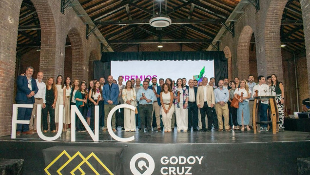 imagen La Facultad de Ciencias Agrarias participó de un reconocimiento en los Premios a la Innovación 2025 por el "Plan de Desarrollo Integral del Distrito Uspallata"