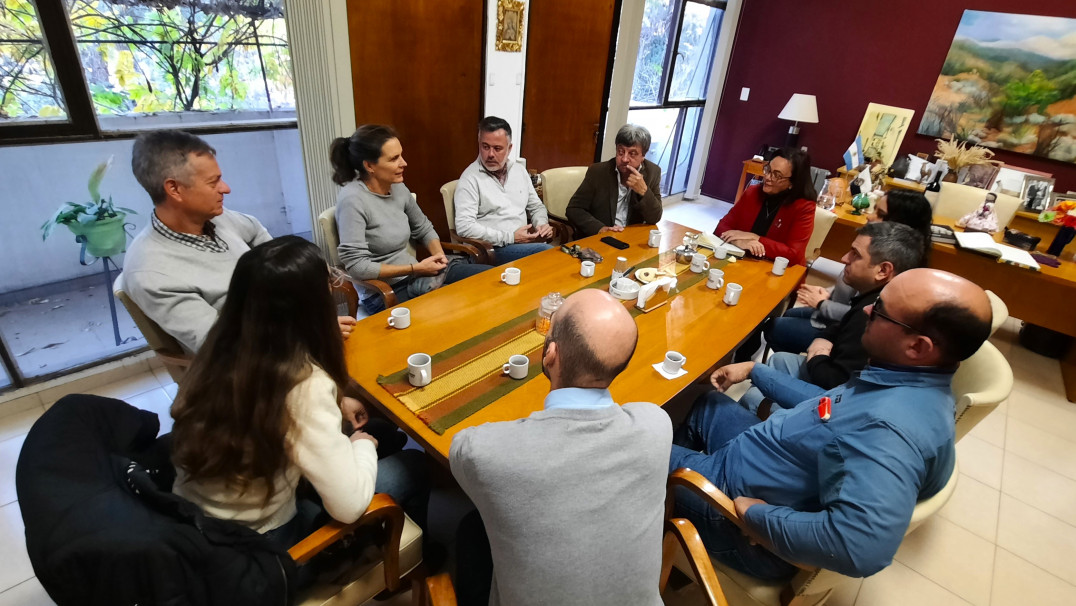imagen Ciencias Agrarias firmó un acuerdo con AAPRESID para impulsar prácticas de agricultura regenerativa