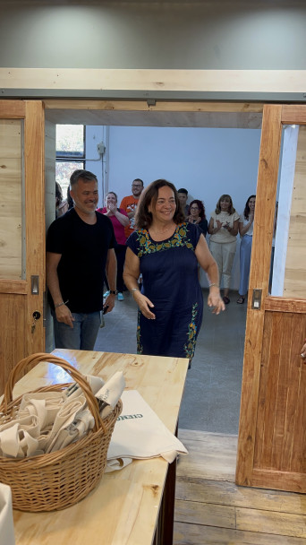 imagen Se inauguró el "Mercadito de Agrarias" un espacio de encuentro y venta abierta a la comunidad universitaria