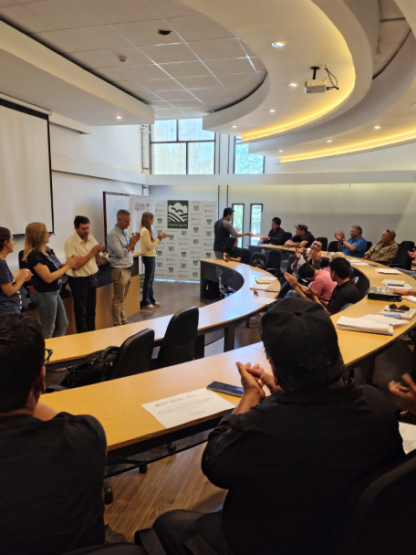 imagen La Facultad de Ciencias Agrarias celebró el cierre de la cuarta edición de la Escuela de Encargados de Finca