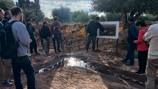 imagen Estudiantes de Posgrado en Riego vivieron una experiencia práctica en Mendoza
