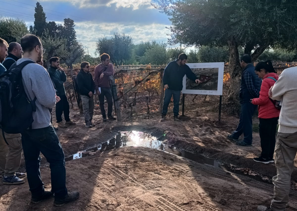 imagen Estudiantes de Posgrado en Riego vivieron una experiencia práctica en Mendoza
