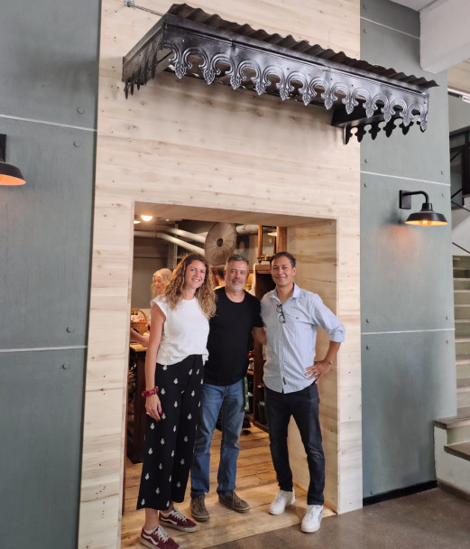 imagen Se inauguró el "Mercadito de Agrarias" un espacio de encuentro y venta abierta a la comunidad universitaria