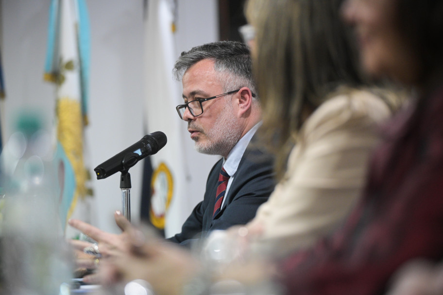 imagen David Martín y Alejandrina Alaria asumieron en Ciencias Agrarias: "La universidad pública es ascenso social e innovación para la región"