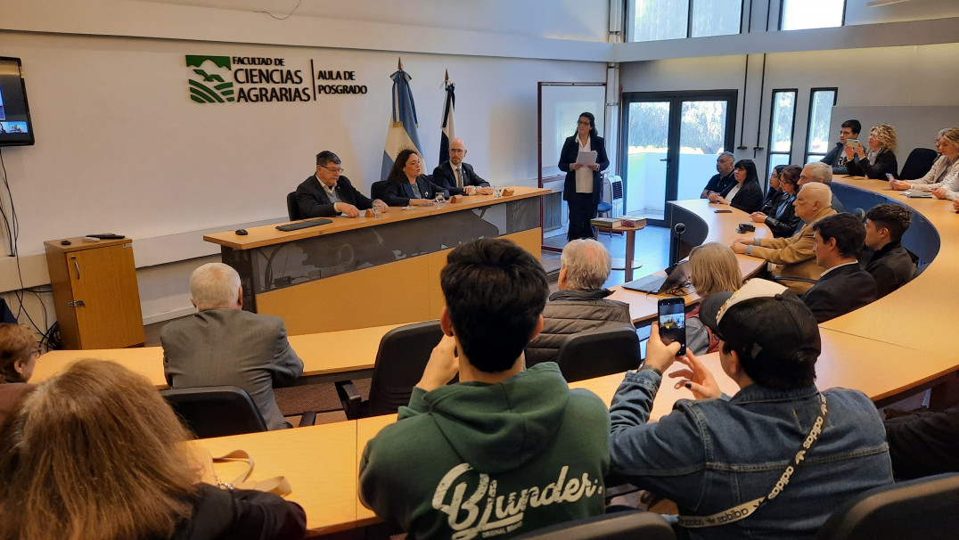 imagen Ciencias Agrarias realizó Acto de Jura Bimodal para los Egresados de la Promoción 2024