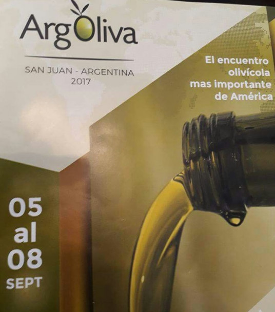 imagen Aceites de oliva de la Facultad de Ciencias Agrarias fueron premiados en dos concursos internacionales