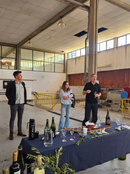 imagen APEHUN visitó la Facultad de Ciencias Agrarias en el marco de las Jornadas de Enseñanza de la Historia