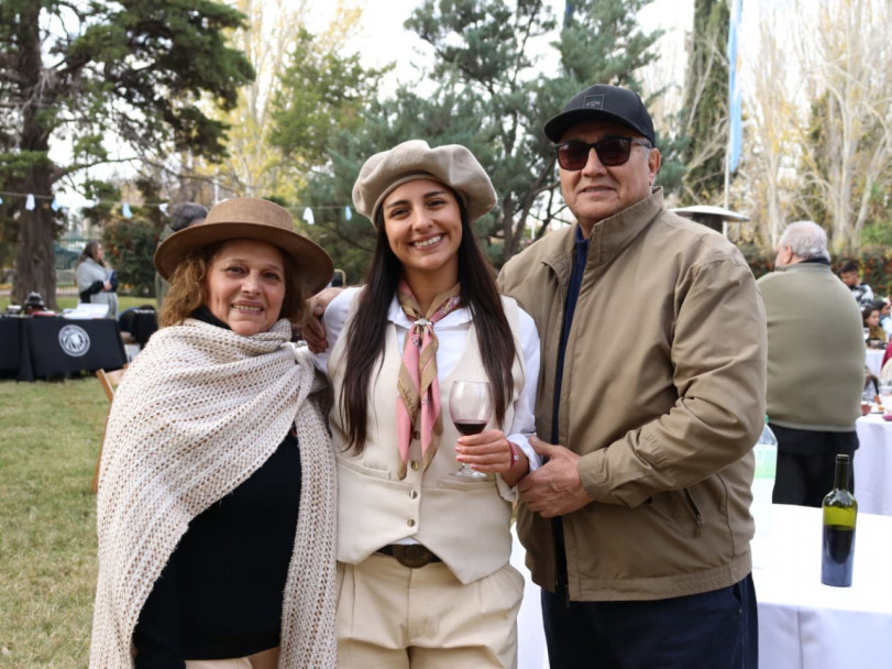 imagen Entre folclore, encuentros y tradición se vivió la Peña del Egresado 2026