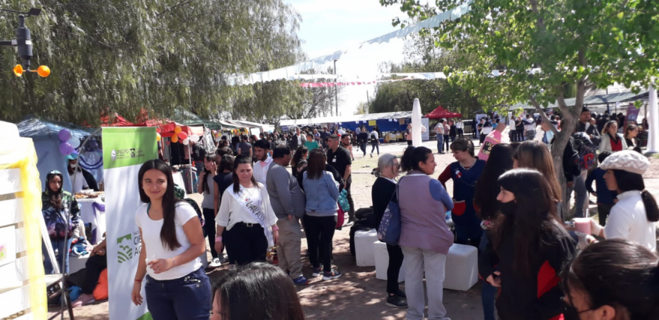 imagen Invitan a estudiantes a capacitarse y participar como jurados del Concurso Provincial de Licores 