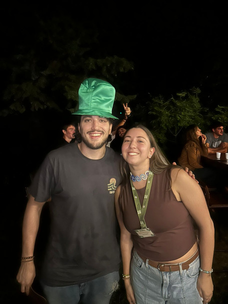 imagen La Facultad de Ciencias Agrarias celebró San Patricio con el lanzamiento de su nuevo Diplomado en Cerveza Artesanal y el Mural Artístico: Espuma Creativa