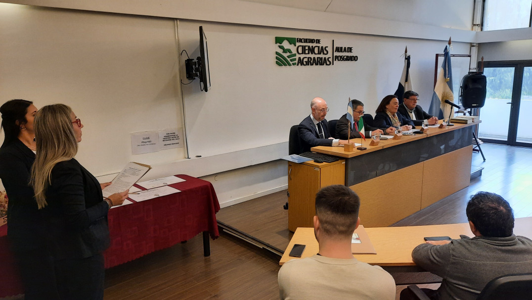 imagen Ciencias Agrarias realizó el primer acto de jura de doble titulación junto a la Universidad de Udine