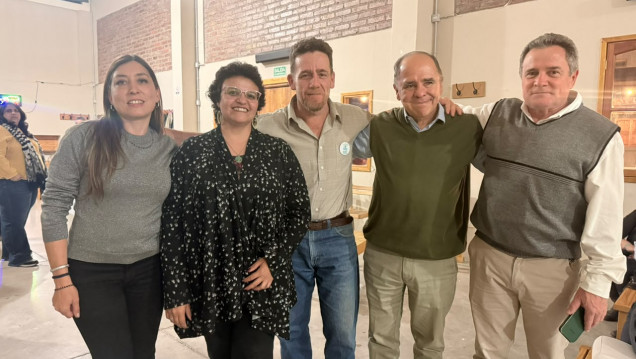 imagen La ASAHO reconoció la trayectoria de Galmarini y la organización del Congreso de Horticultura en Agrarias