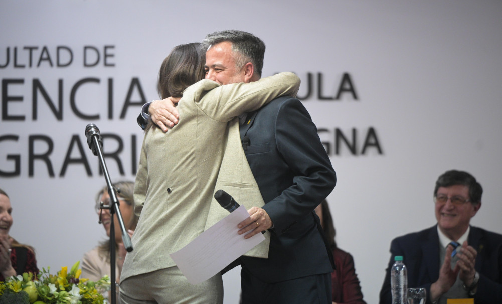 imagen David Martín y Alejandrina Alaria asumieron en Ciencias Agrarias: "La universidad pública es ascenso social e innovación para la región"
