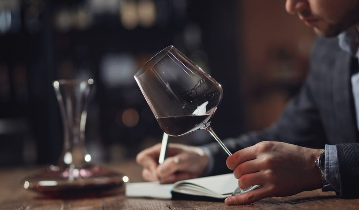imagen Inscriben a la electiva "Iniciación a la degustación de vinos" 2025 