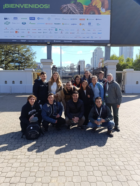 imagen La FCA dijo presente en el 32º congreso de AAPRESID  en la ciudad de Buenos Aires