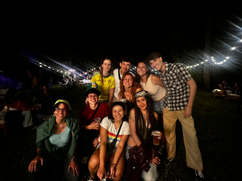 imagen La Facultad de Ciencias Agrarias celebró San Patricio con el lanzamiento de su nuevo Diplomado en Cerveza Artesanal y el Mural Artístico: Espuma Creativa