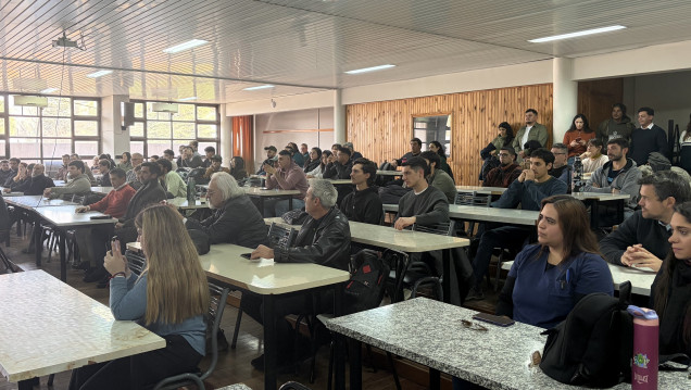 imagen La Facultad de Ciencias Agrarias celebró la graduación de la primera cohorte del Diplomado en Producción de Cannabis Sativa