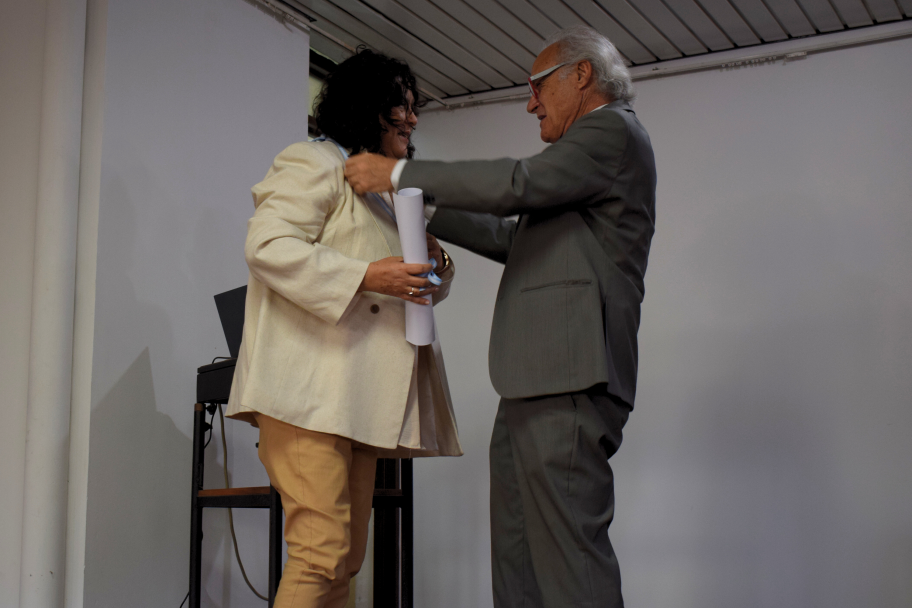 imagen Rosana Celia Vallone recibió el premio "Prof. Ing. Agr. Dr. León Nijensohn" por parte de la Academia Nacional de Agronomía y Veterinaria