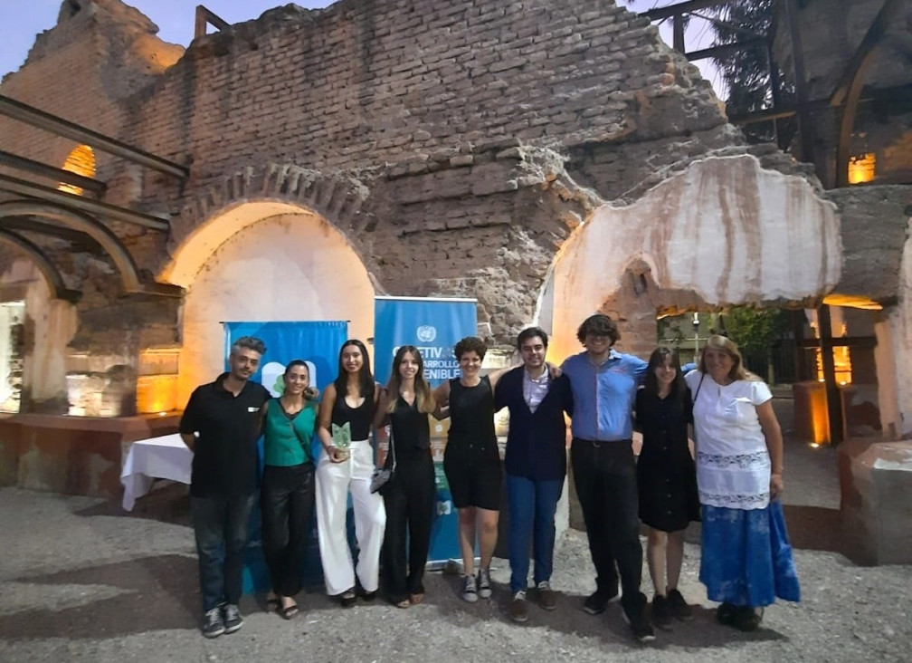 imagen Estudiantes de Ciencias Agrarias distinguidos por su aporte frente al cambio climático