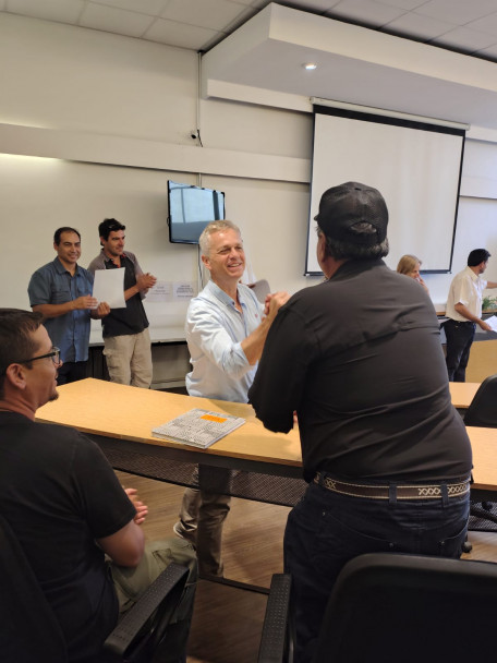 imagen La Facultad de Ciencias Agrarias celebró el cierre de la cuarta edición de la Escuela de Encargados de Finca