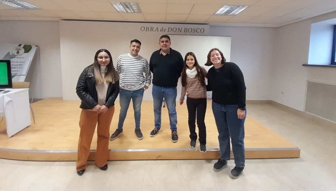 imagen Estudiantes de la Facultad de Ciencias Agrarias triunfan en el 1er Concurso de Jóvenes Catadores de Aceite de Oliva