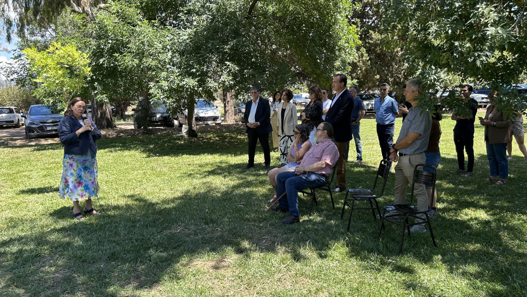 imagen Se realizó la inauguración de la Plaza-Jardín en el Espacio de Derechos Humanos por la Memoria, Verdad y Justicia de la Facultad de Ciencias Agrarias
