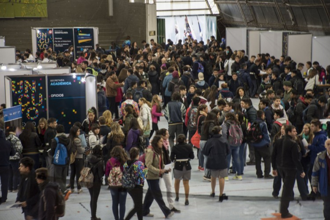 imagen Convocan estudiantes para participar en la Expo-Educativa y Facultad Abierta