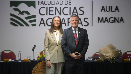 imagen David Martín y Alejandrina Alaria asumieron en Ciencias Agrarias: "La universidad pública es ascenso social e innovación para la región"
